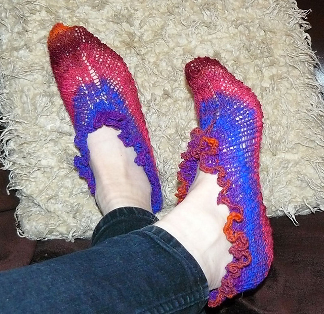 NK270 Noro Taiyo Sock Yarn Ladies Slippers