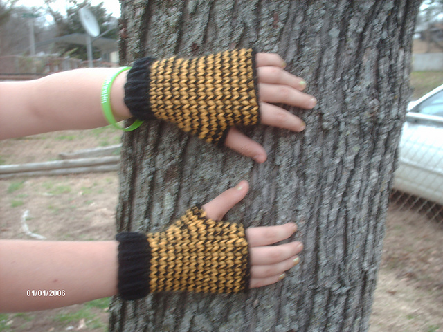 Bumble Mitts