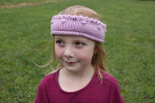 Knitted Crown