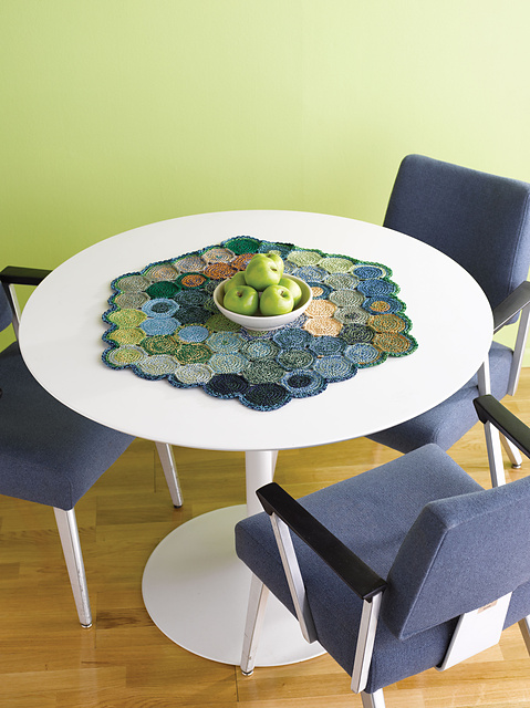 Circles Table Topper