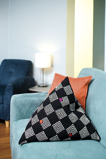 Pyramid Pillow