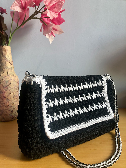 Houndstooth Handbag