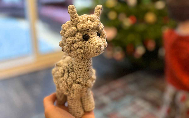 Phil the Alpaca Amigurumi