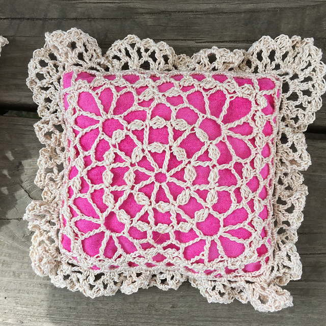Circle of Clusters Sachet