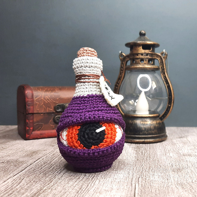 potion eyeball bottle