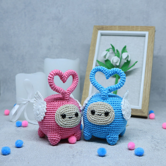Heart monster toy