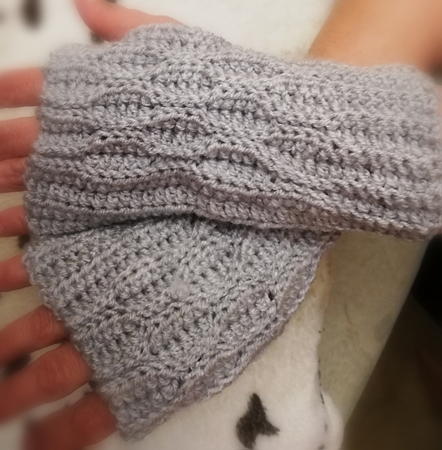 Pine Tree Wrist Warmers