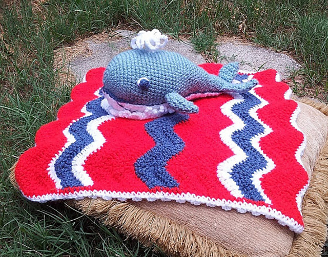 Soft Blue Whale Cuddle Blanket
