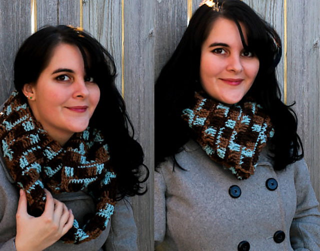 Textured Tara Infinity Scarf
