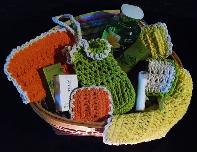 Shades of Citrus Three Piece SPA SET