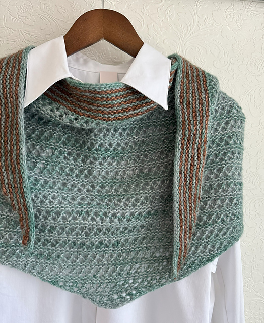 Patterns Using Shawlie Ravelry: Elsie shawl pattern by Lulu Designs