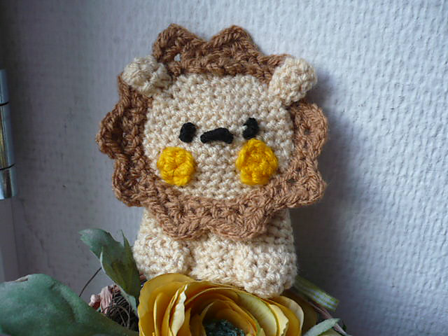 18 Lion Puppet