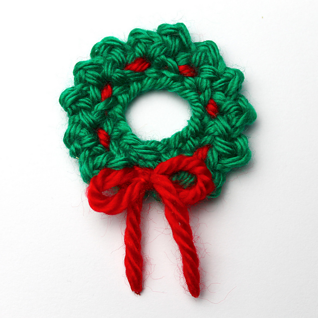 Tiny Christmas wreath