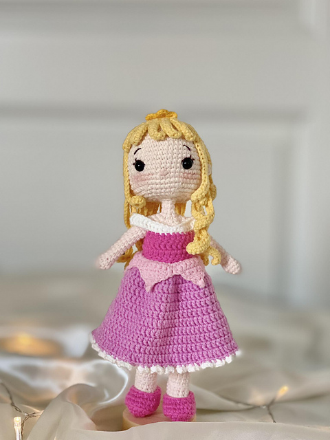 Aurora doll