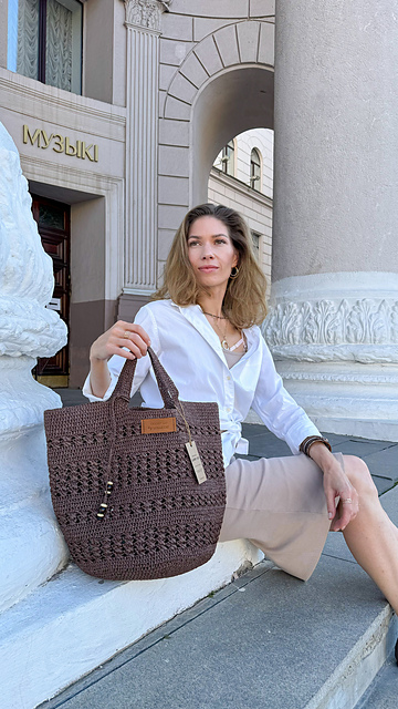 Straw raffia bag