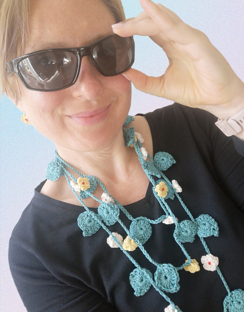 Flower necklace and earrings
