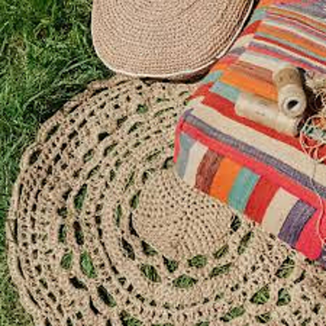 Tapis crocheté en jute