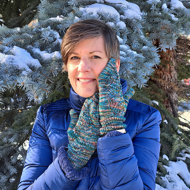 Galatea Lakes Mittens