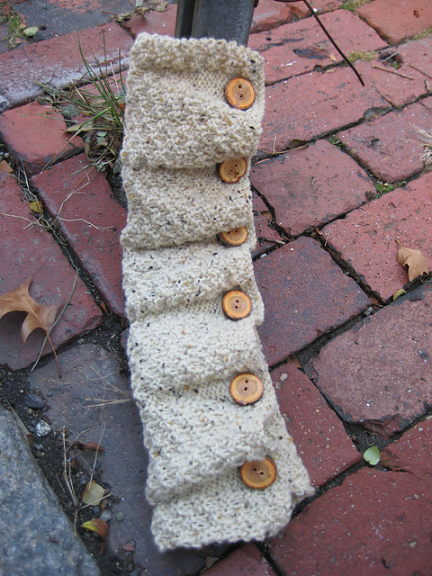 Ballybrae Fingerless Gloves