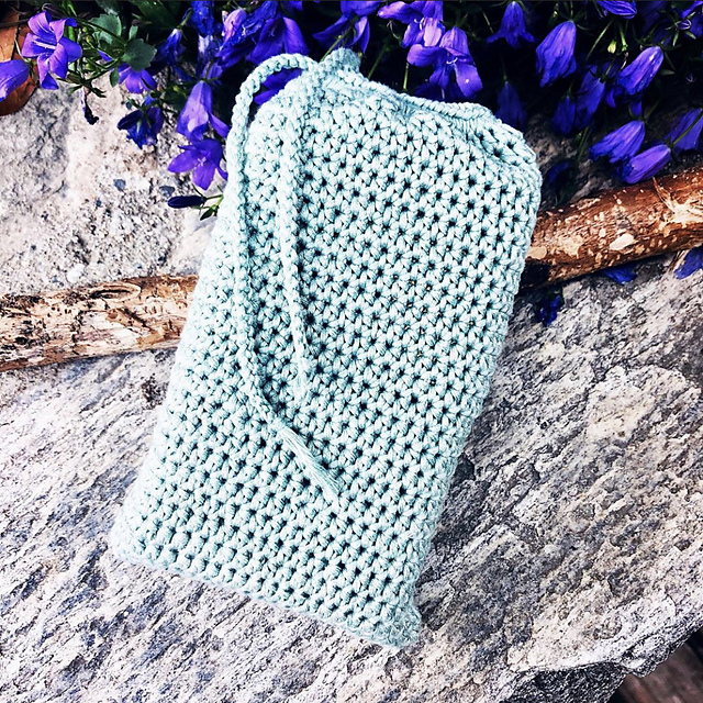 LILY Pouch Bag