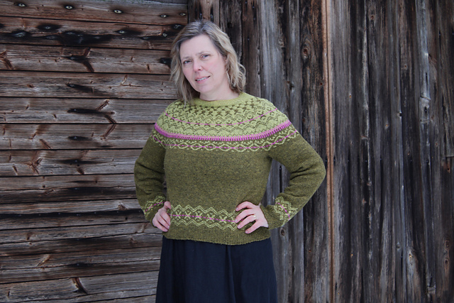 Vårstig Sweater
