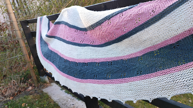 Yarrow Shawl