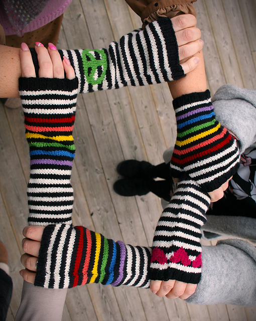 Knit the message of love