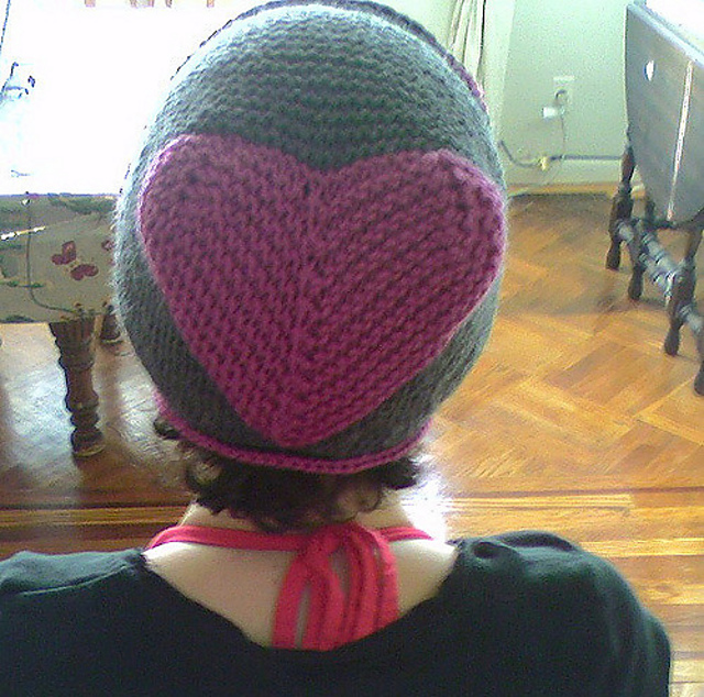 Ravelry: Heart Hat WG20 SO8 pattern by Elizabeth Zimmermann