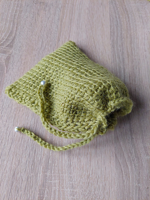 Peashoot Pouch