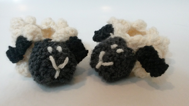 Bobble Body Sheep Slippers