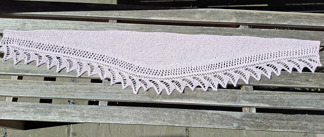 Sunwave Shawlette