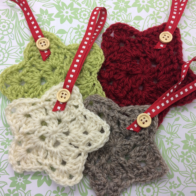 Festive Star Hangers