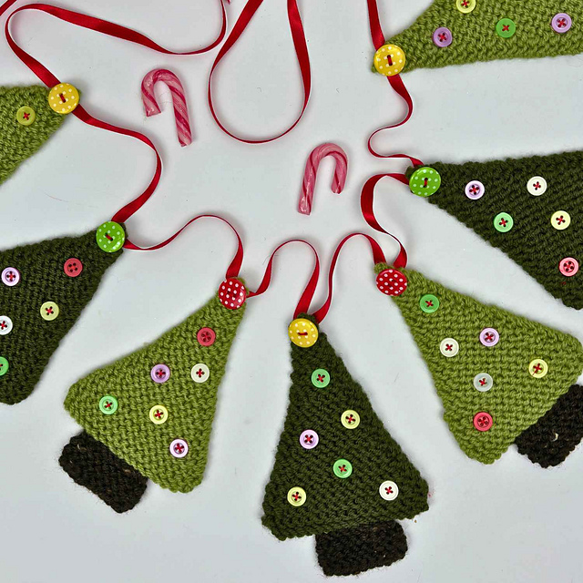 Stash Yarn Christmas Tree