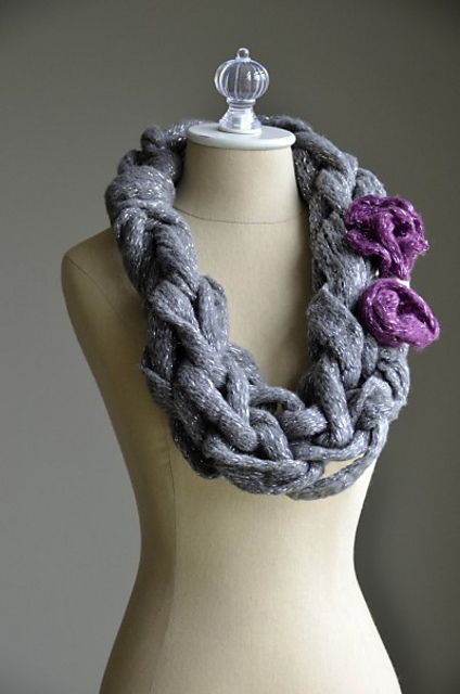 Tiffany Cowl