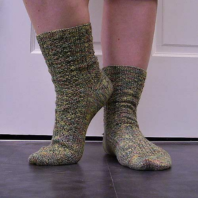 Baby Fern Rib Socks (DPN version)