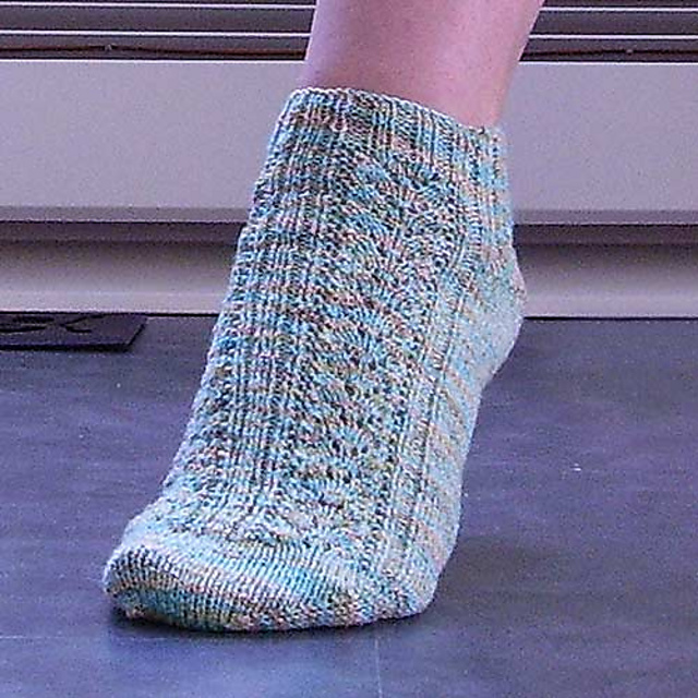 Baby Fern Rib Socks (magic loop version)