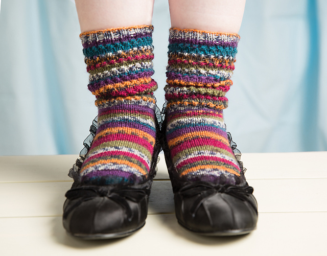 Eyelet Stripe Socks