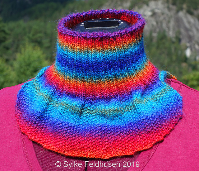 Aurora Borealis Neckwarmer