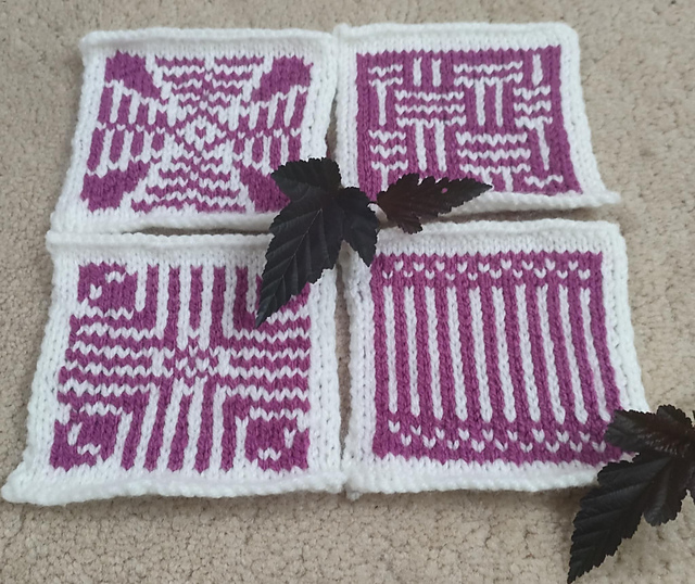 Vintage Norwegian Tiles 2knit August