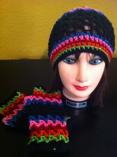 Crocholie Hand Cozie