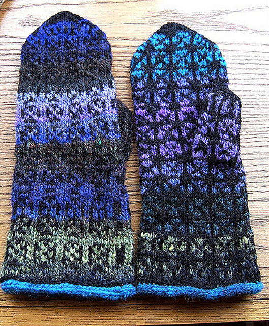 Leftovers Mittens