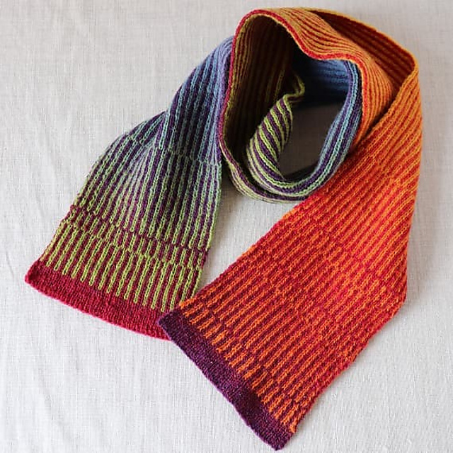 Ravelry: Double-sided Pinstripe Scarf 1目縞のマフラー pattern by