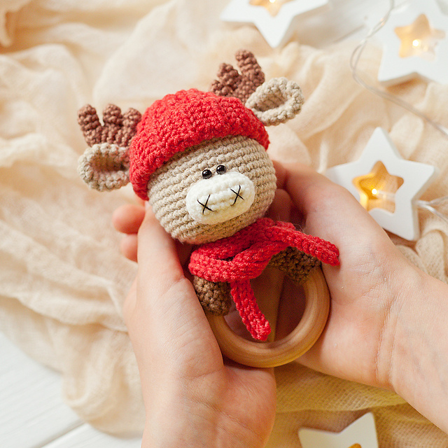 Ravelry: Moose Baby Rattle pattern by Maria Vlasova