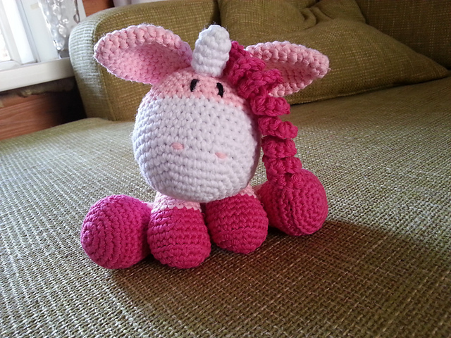 Cute'n'Cuddly Unicorn or Pony