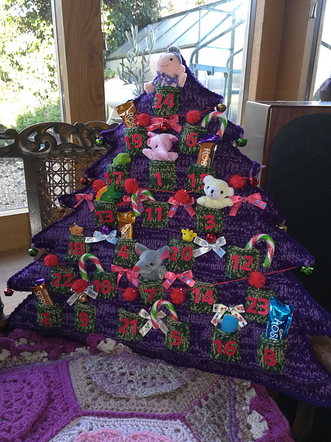 Ravelry: Christmas Tree Advent Calendar pattern by Jeni Ahern
