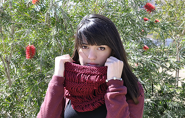 Drop Stitch Cowl 