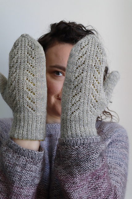 Quiraing Mittens
