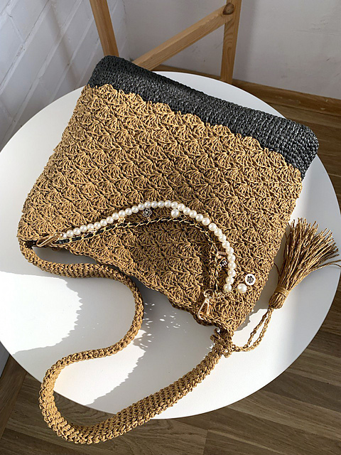 Twisted Raffia bag