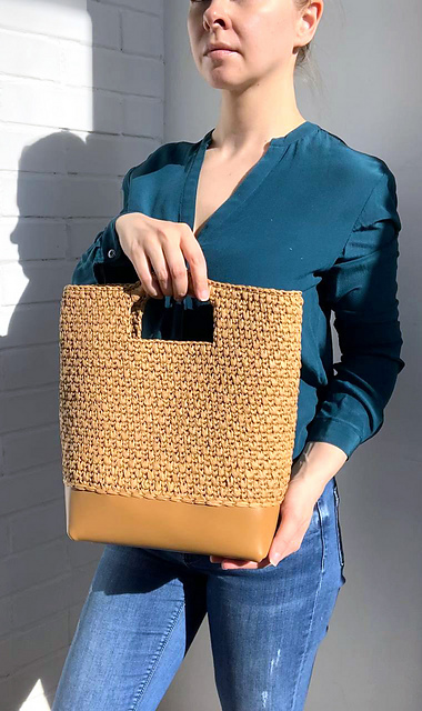 Raffia Tote Bag