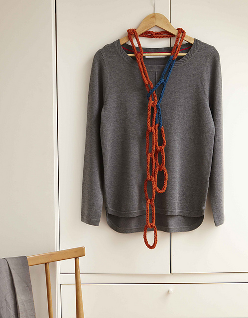 Linked Up Scarf